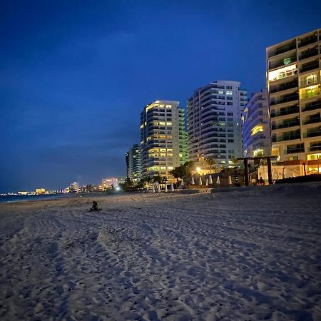 Studio Oceanfront Prime Location Cancún Exteriör bild