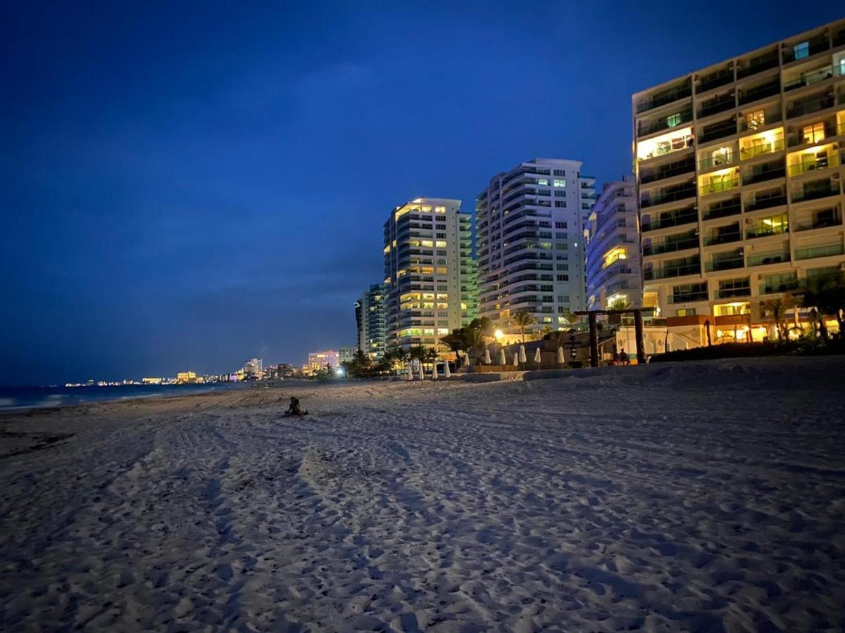 Studio Oceanfront Prime Location Cancún Exteriör bild